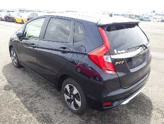 HONDA FIT HYBRID 2017 Image 3