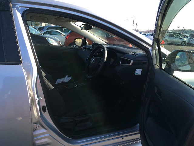 TOYOTA COROLLA TOURING 2021 Image 21