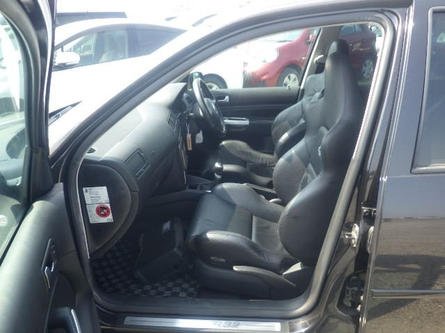 VOLKSWAGEN GOLF 2003 Image 24