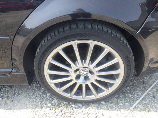 VOLKSWAGEN GOLF 2003 Image 32