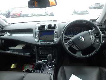 TOYOTA CROWN HYBRID 2009 Image 8