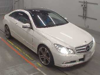 MERCEDES BENZ E CLASS 2010 Image 5