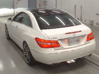MERCEDES BENZ E CLASS 2010 Image 6