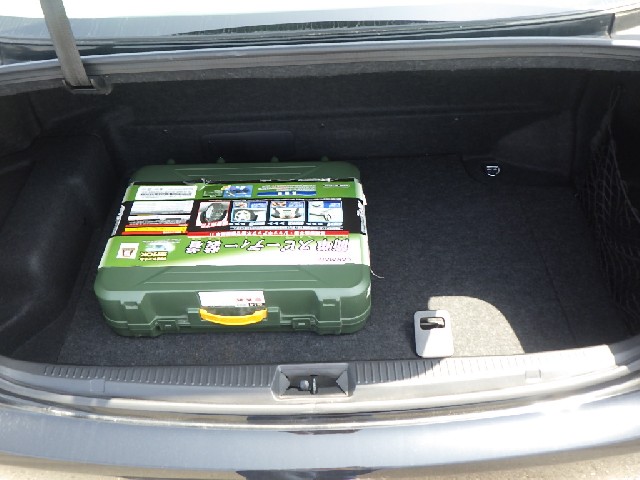 TOYOTA CROWN HYBRID 2012 Image 24