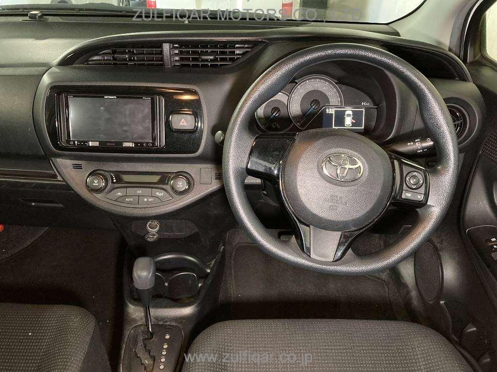 TOYOTA VITZ 2018 Image 6