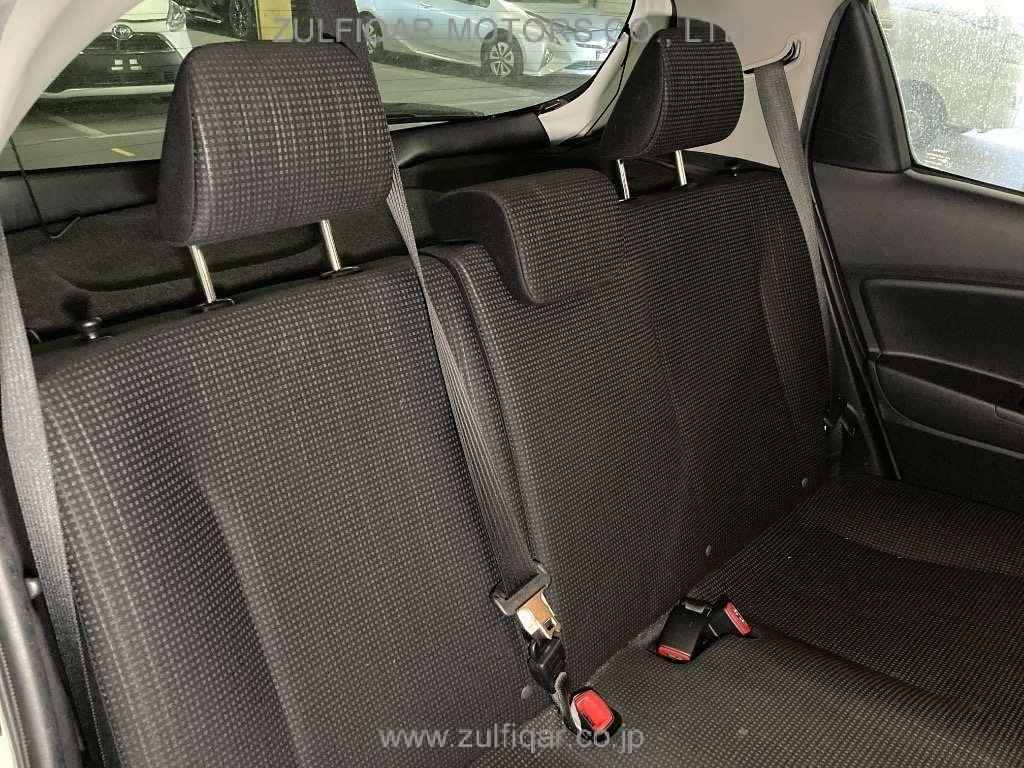 TOYOTA VITZ 2018 Image 7