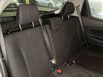 TOYOTA VITZ 2018 Image 7