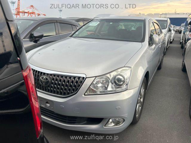 TOYOTA CROWN MAJESTA 2012 Image 12