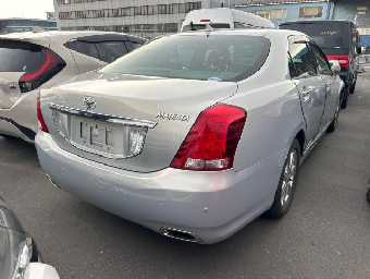 TOYOTA CROWN MAJESTA 2012 Image 4