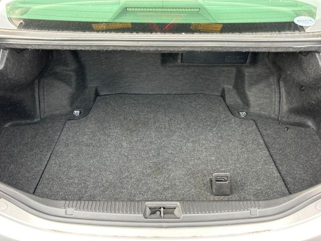 TOYOTA CROWN MAJESTA 2012 Image 25