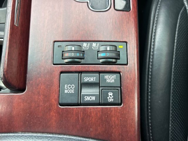 TOYOTA CROWN MAJESTA 2012 Image 33