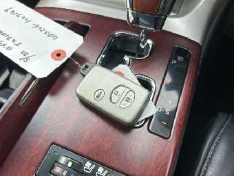 TOYOTA CROWN MAJESTA 2012 Image 17