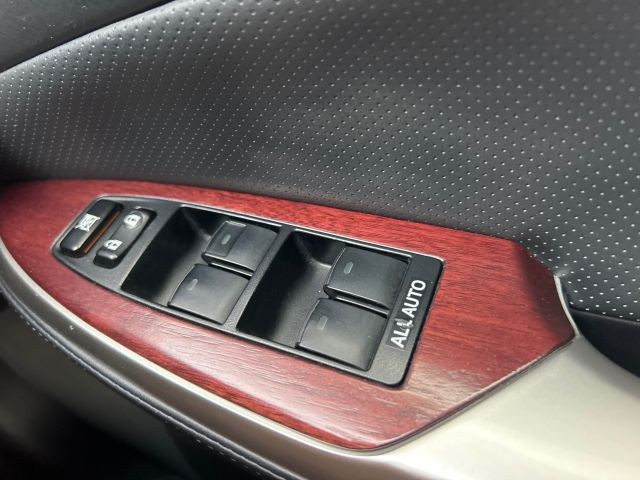 TOYOTA CROWN MAJESTA 2012 Image 35