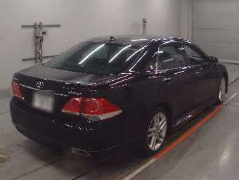 TOYOTA CROWN 2010 Image 2