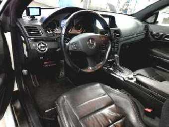 MERCEDES BENZ E CLASS 2010 Image 6