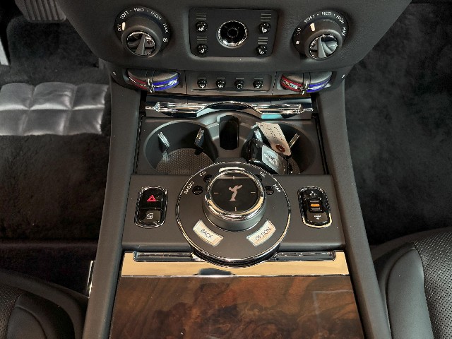 ROLLS ROYCE WRAITH 2016 Image 49