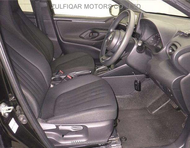 TOYOTA YARIS 2022 Image 5