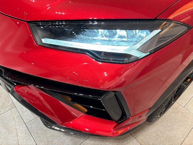 LAMBORGHINI URUS 2023 Image 19