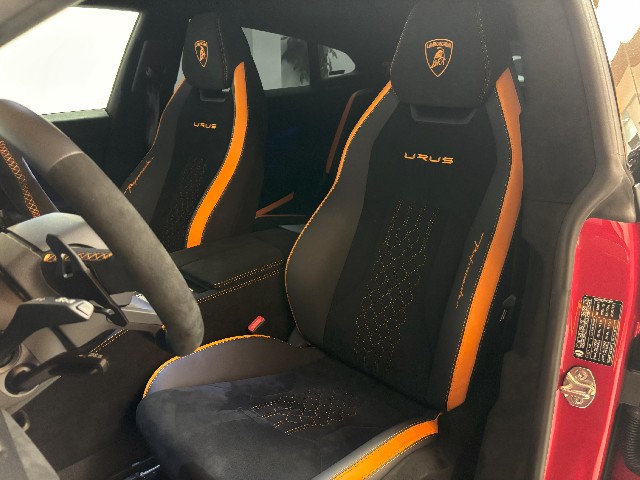 LAMBORGHINI URUS 2023 Image 23