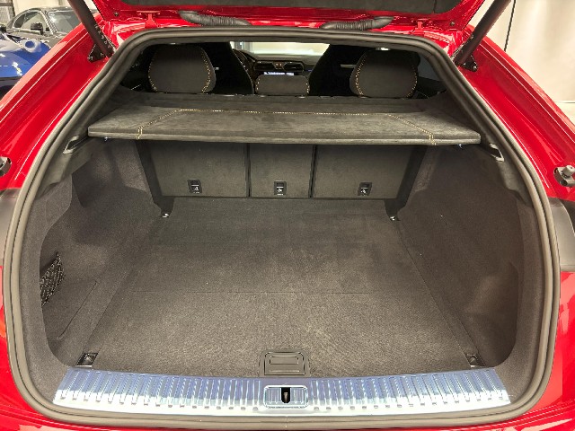 LAMBORGHINI URUS 2023 Image 28