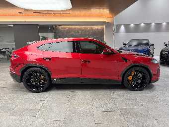 LAMBORGHINI URUS 2023 Image 4