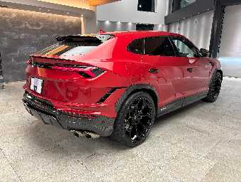LAMBORGHINI URUS 2023 Image 5