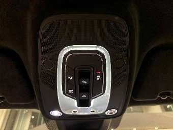 LAMBORGHINI URUS 2023 Image 43