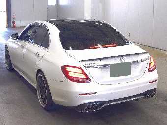 MERCEDES BENZ E CLASS 2017 Image 3