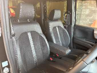 HONDA N-BOX CUSTOM 2023 Image 17