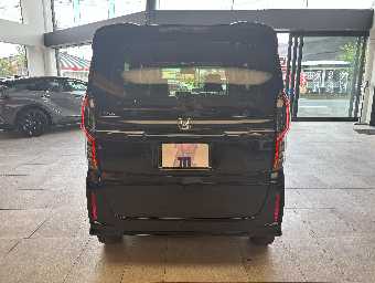 HONDA N-BOX CUSTOM 2023 Image 6