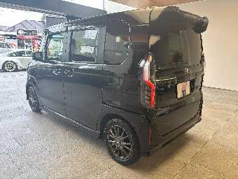 HONDA N-BOX CUSTOM 2023 Image 7