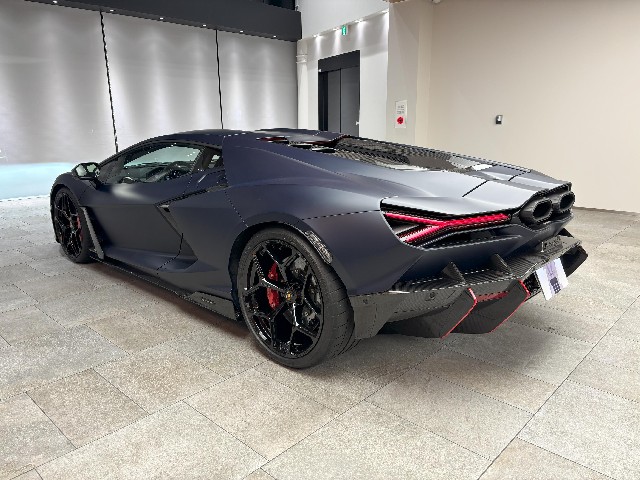 LAMBORGHINI REVUELTO 2024 Image 23