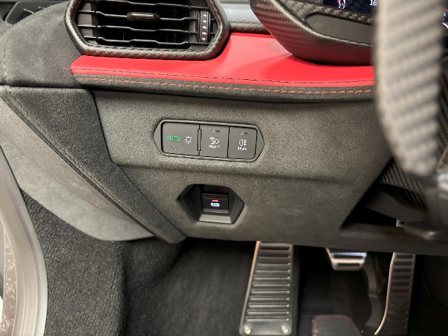 LAMBORGHINI REVUELTO 2024 Image 35