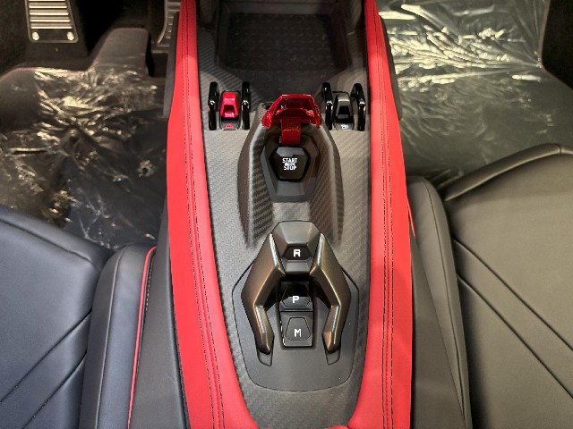 LAMBORGHINI REVUELTO 2024 Image 37