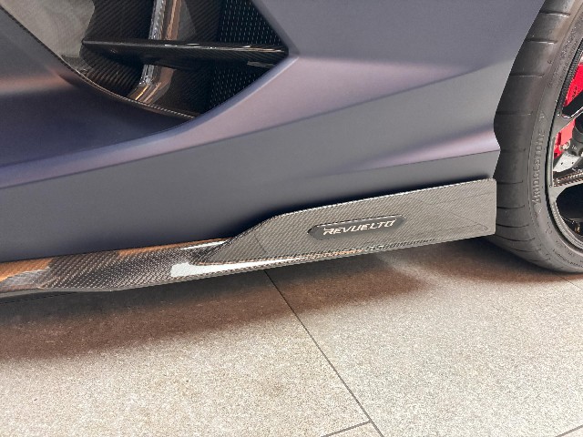 LAMBORGHINI REVUELTO 2024 Image 45