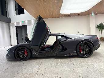 LAMBORGHINI REVUELTO 2024 Image 8