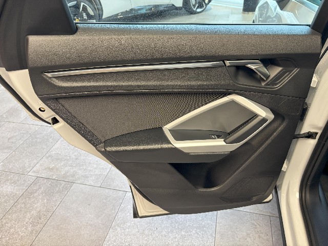 AUDI Q3 2022 Image 32