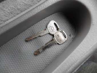 MAZDA BONGO FRIENDEE 2001 Image 10