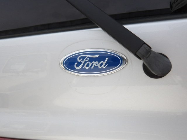 MAZDA BONGO FRIENDEE 2001 Image 32