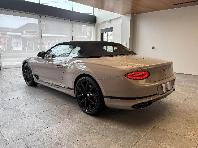 BENTLEY CONTINENTAL 2024 Image 23