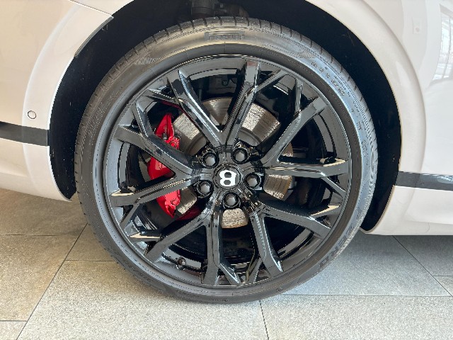 BENTLEY CONTINENTAL 2024 Image 27