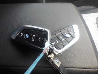 BMW 3 SERIES 2019 Image 11