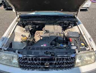 TOYOTA CROWN 1998 Image 6