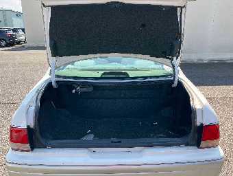 TOYOTA CROWN 1998 Image 7