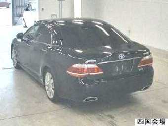 TOYOTA CROWN HYBRID 2012 Image 2