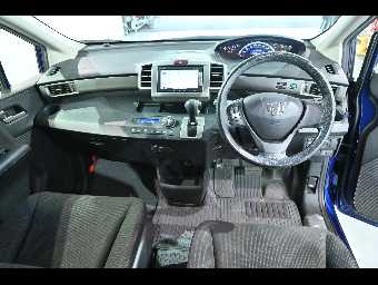 HONDA FREED 2015 Image 3
