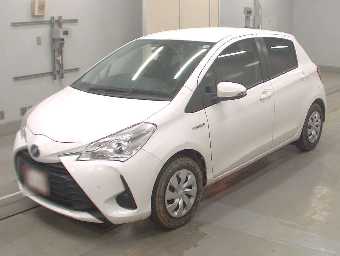 TOYOTA VITZ 2020 Image 1