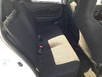 TOYOTA VITZ 2020 Image 10