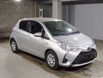 TOYOTA VITZ 2020 Image 3