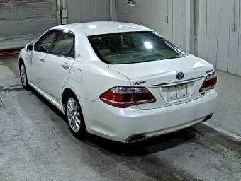 TOYOTA CROWN HYBRID 2012 Image 2